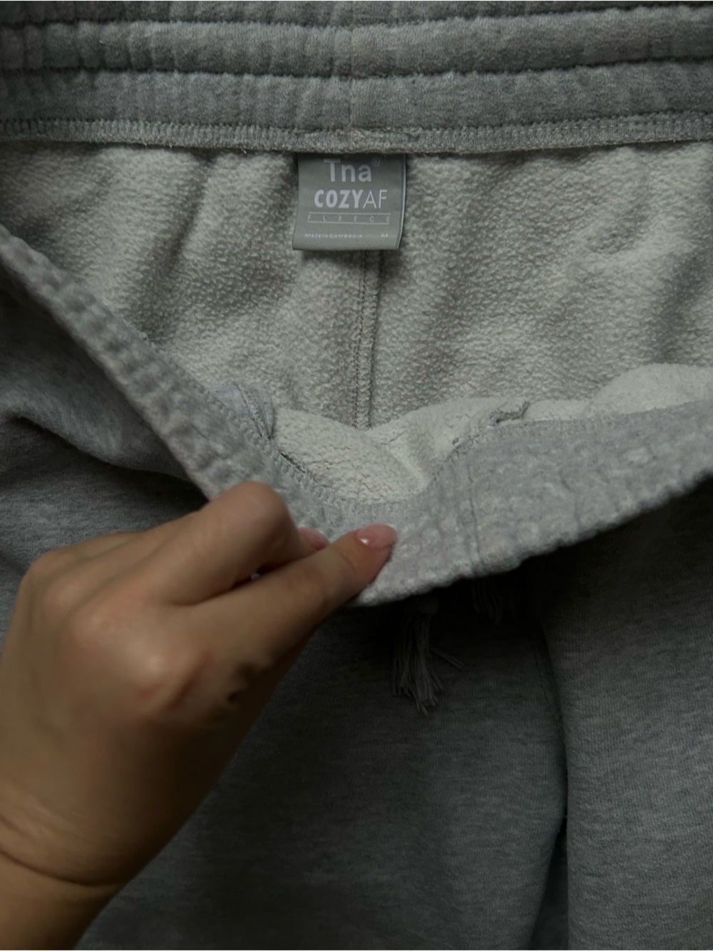 Aritzia wide leg sweatpants COZY AF - Picture 3 of 3